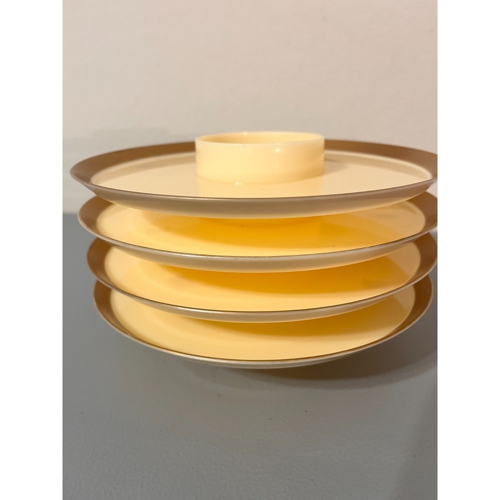 Retro Hi-Snack Party Plates Serv-Rite Set Of‎ 4 Matching Cream Gold Trim Retro